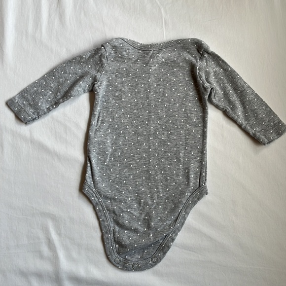 Carter’s Baby Girl’s Bundle of 3 Long Sleeve Onesies and 3 Pants Size 3 Months - Picture 10 of 16